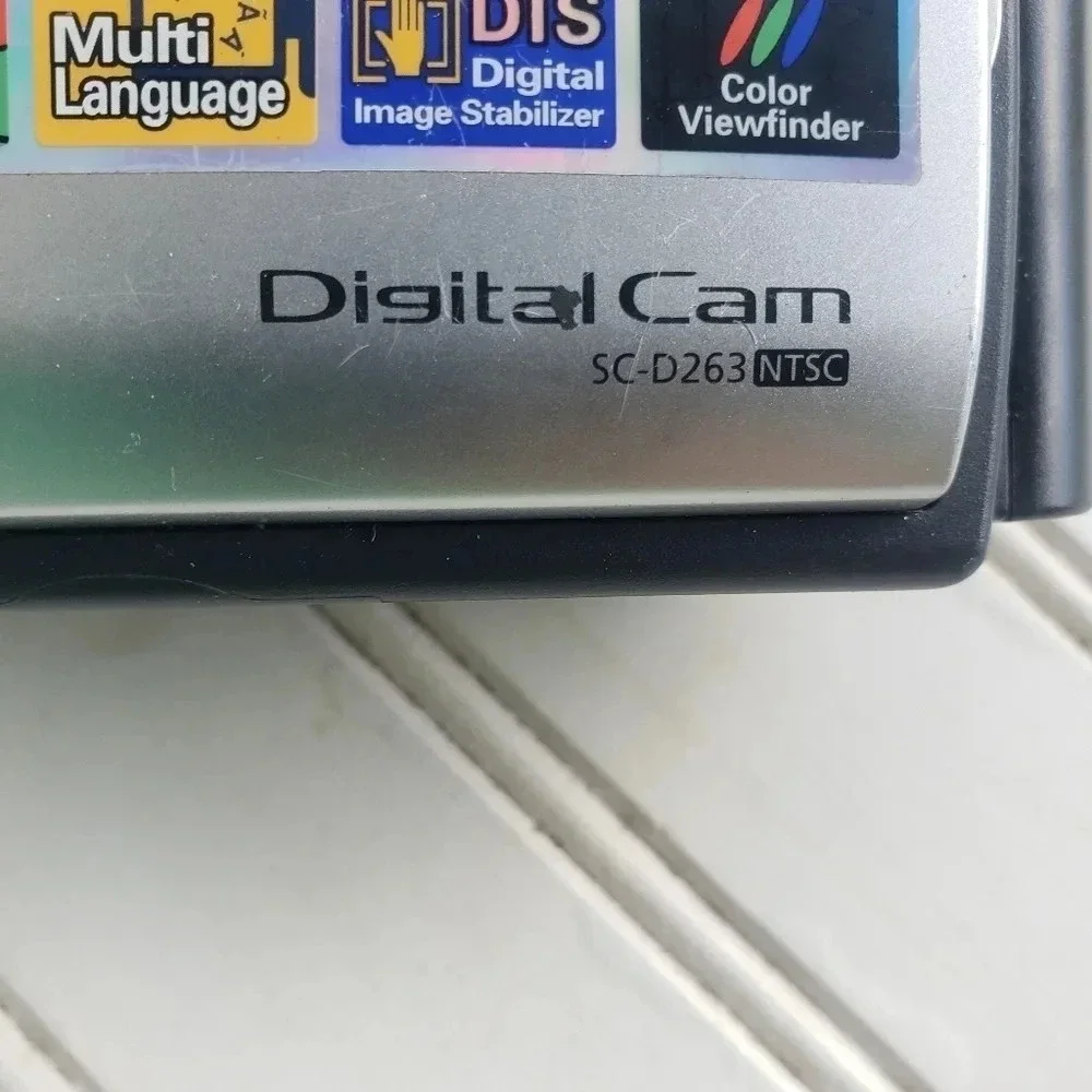 Samsung SC-D263 Hand Held Digital Cam Untested